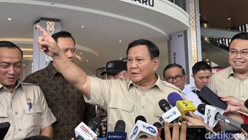 Prabowo: Sistem Kereta Api Indonesia Bikin WNA Kaget, Klaim Lebih Maju dari Eropa