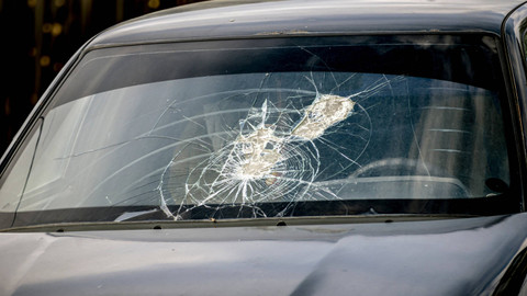 Mobil Tesla Tertimpa Meteor di Australia, Sejarah Dunia Terancam Tercipta