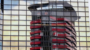 KPK Tahan 5 Tersangka Baru Korupsi Dana PEN & Pengadaan Barang Situbondo