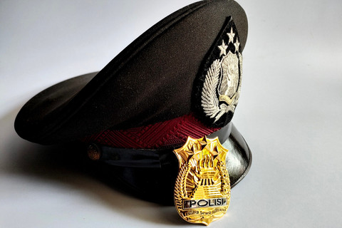 Remaja Perempuan Diselamatkan Polisi di The Breeze BSD Setelah Terjun ke Sungai