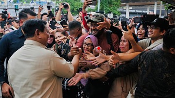Presiden Prabowo Resmikan Revitalisasi Stasiun Tanah Abang, Beri Janji ke Warga soal MBG