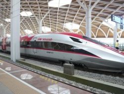 Perluasan Kereta Cepat Whoosh ke Banyuwangi? Ini Kata Wakil Ketua DPR