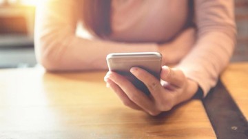 Cara Melaporkan Konten Negatif di Internet 2024: Panduan & Kanal Resmi