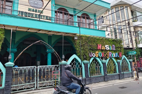 Menginap di Masjid Jogokariyan Yogyakarta: Hotel Syariah & Fasilitas 24 Jam