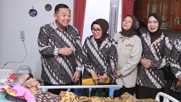 PP Polri Daerah Metro Jaya Anjangsana ke Istri Irjen (P) MB Hutagalung Sambut Hari Pahlawan
