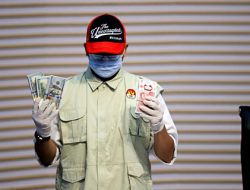 KPK Geledah Rumah Gubernur Riau Abdul Wahid, Sita Uang Rp 1,6 Miliar