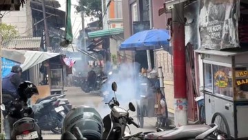 Operasi BNN dan Brimob Gerebek Sarang Narkoba di Tanjung Priok, Hadapi Perlawanan Senjata Panah dan Kembang Api