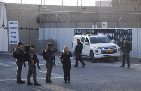 Hamas Serahkan Peti Jenazah Sandera ke Palang Merah: 22 dari 28 Telah Dikembalikan ke Israel