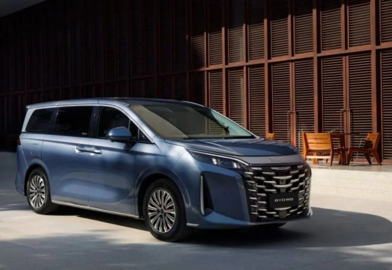 BYD M9 2026 Resmi Diluncurkan: MPV Premium 1.163 Km, Teknologi Gods Eye & Desain Futuristik