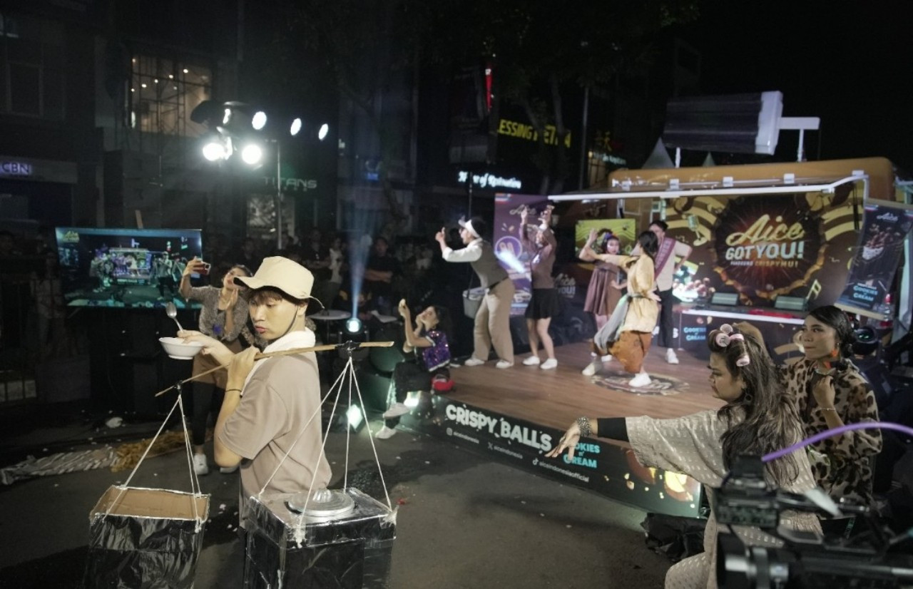 Aice Got You! Panggung Crispymu Sukses Gelar Festival Kreatif di Bandung, Hadirkan Danilla Riyadi