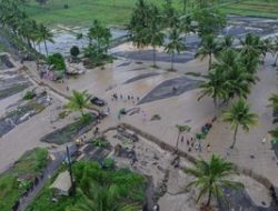 Banjir Lahar Semeru Jebolkan Tanggul Sungai Regoyo 150 Meter di Lumajang