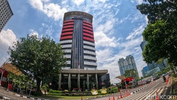 KPK Geledah Rumah Dinas Gubernur Riau Abdul Wahid, Dugaan Fee 2,5% dari Anggaran PUPR Rp 177 M