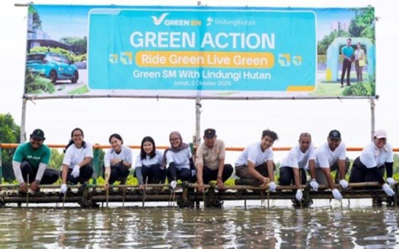 Green SM Tanam 1000 Mangrove di Bekasi, Wujudkan Transportasi Listrik Ramah Lingkungan