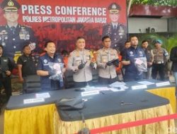 Polres Jakbar Bongkar Modus Baru Curanmor: Pura-pura Sewa Kos, 6 Pelaku Ditangkap