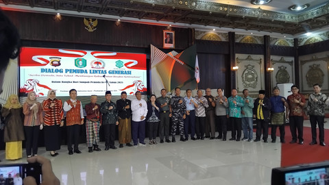 Dialog Pemuda Lintas Generasi Kalbar: Seribu Pemuda Galang Kebinekaan & Tingkatkan IPM