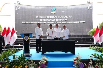 Kemensos & Kemenhub Serahkan 28 Bus Sekolah Rakyat: Daftar Penerima 2025