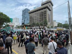 HMI Demo Kemenhaj Tuntut Pembatalan Kontrak 2 Syarikah Haji 2026, Ini Alasannya