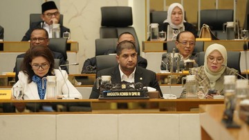 Anggur Hijau Beracun di Program MBG: DPR Soroti Kebocoran Pengawasan Impor