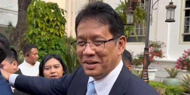 Mengapa Purbaya Yudhi Sadewa Diam Soal Utang Whoosh? Ini Makna Politiknya