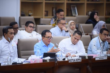 Revisi UU Antimonopoli: KPPU Desak Pembaruan Hadapi Kolusi Algoritma & Ekonomi Digital