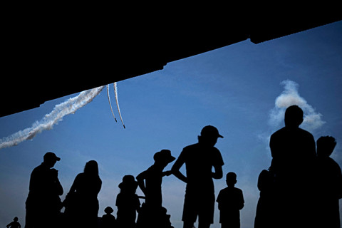 Paket Misterius di Pangkalan Militer AS Sebabkan Personel Sakit dan Dirawat