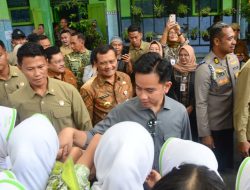 Wapres Gibran Tinjau Program Makan Bergizi Gratis di Salatiga: Capai 6,3 Juta Penerima di Jateng