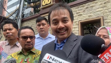 Roy Suryo Jadi Tersangka Ijazah Palsu, Ungkap Reaksi Saya Cuma Senyum
