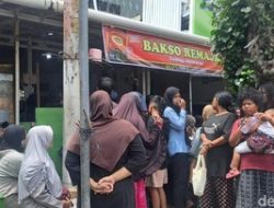 Bakso Remaja Gading Solo Dinyatakan Halal, Buka Kembali dengan Bagi-Bagi Gratis