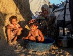 Pentingnya Pendidikan Tinggi untuk Perempuan: Ibu Cerdas Cetak Generasi Hebat