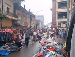 Larangan Thrifting 2025: Nasib Pedagang Pasar Badung Terancam, Ini Kata Wamendag