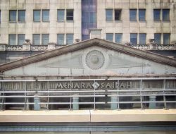 Misteri Tirai Jendela Menara Saidah Bergerak Sendiri di Gedung Kosong, Kembali Viral!