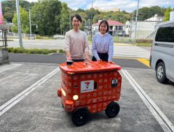 Robot Kurir LM-A Suzuki & Lomby: Solusi Logistik Terbaru untuk Seven-Eleven