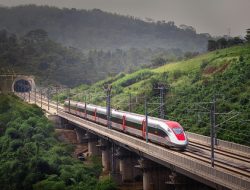 Promo Whoosh Heros Deal 2025: Tiket Kereta Cepat Mulai Rp 200.000!