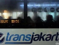 TransJakarta Buka Suara Soal Bus D41 Viral di Tol: Ini Alasan Kecepatan Lambat