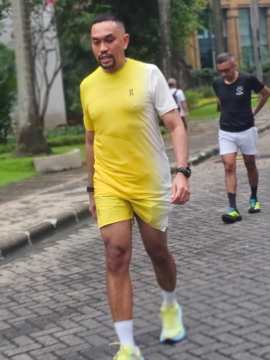 Ahmad Sahroni Dijatuhi Sanksi 6 Bulan Nonaktif, Kontroversi Baru Muncul