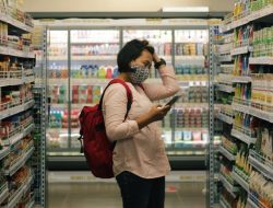 Prospek & Rekomendasi Saham Ritel 2025: Analisis MIDI dan ERAA di Tengah Daya Beli Melemah