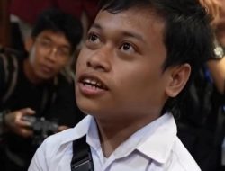 Zidan, Desainer Grafis Transjakarta dengan Dwarfisme, Buktikan Disabilitas Bukan Penghalang