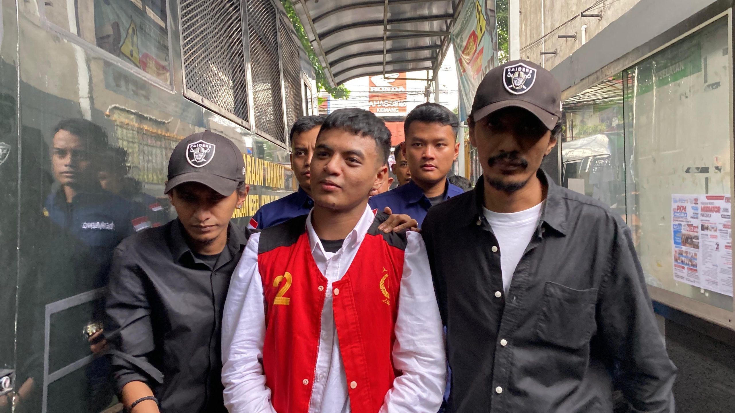 Vonis Vadel Badjideh Diperberat Jadi 12 Tahun, Banding Ditolak