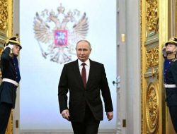 Pendapatan Minyak Rusia Anjlok 27% di 2025: Dampak Sanksi AS & Analisisnya