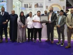Ketua AMPHURI di Konferensi Haji Jeddah 2025: Inovasi Layanan & Keamanan Jamaah