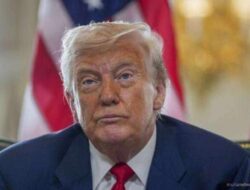 Trump Janji Bagi-Bagi Rp33 Juta untuk Setiap Warga AS, Ini Penjelasannya