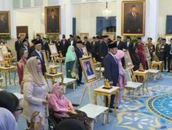 Daftar 10 Pahlawan Nasional 2025: Soeharto, Gus Dur, dan Marsinah Diangkat Prabowo