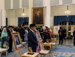 Prabowo Anugerahkan Gelar Pahlawan Nasional ke Soeharto dan Gus Dur