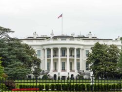 Sentimen Konsumen AS Anjlok ke Level Terendah: Dampak Government Shutdown dan Inflasi