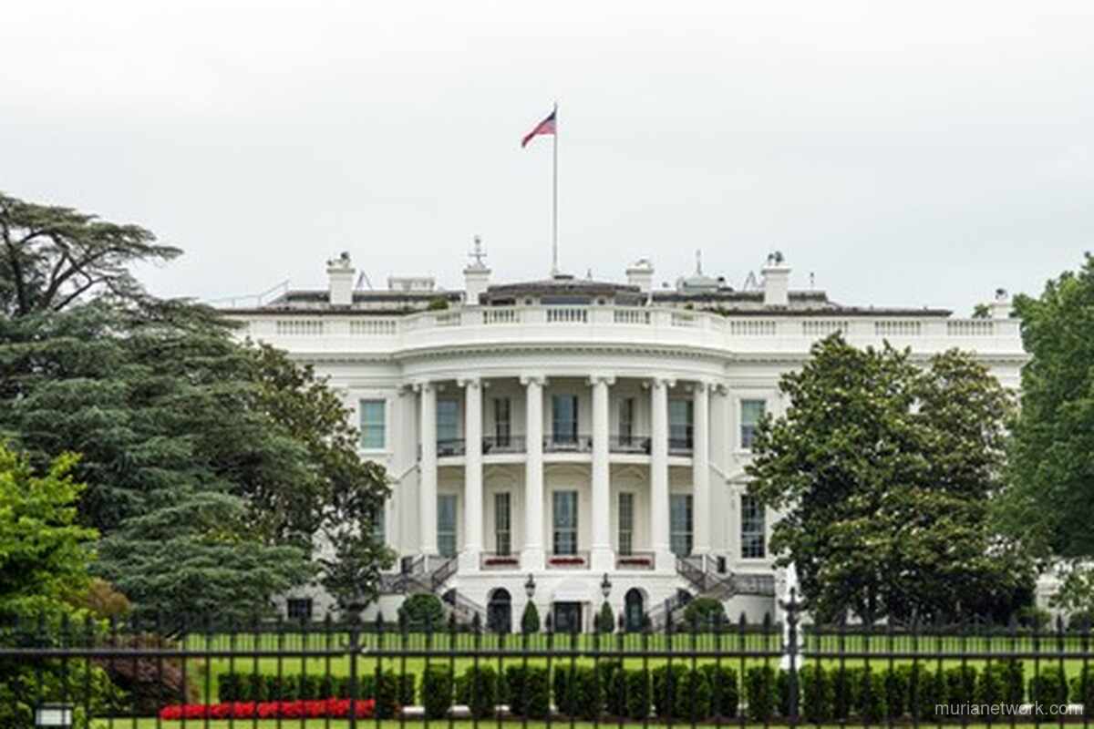 Sentimen Konsumen AS Anjlok ke Level Terendah: Dampak Government Shutdown dan Inflasi