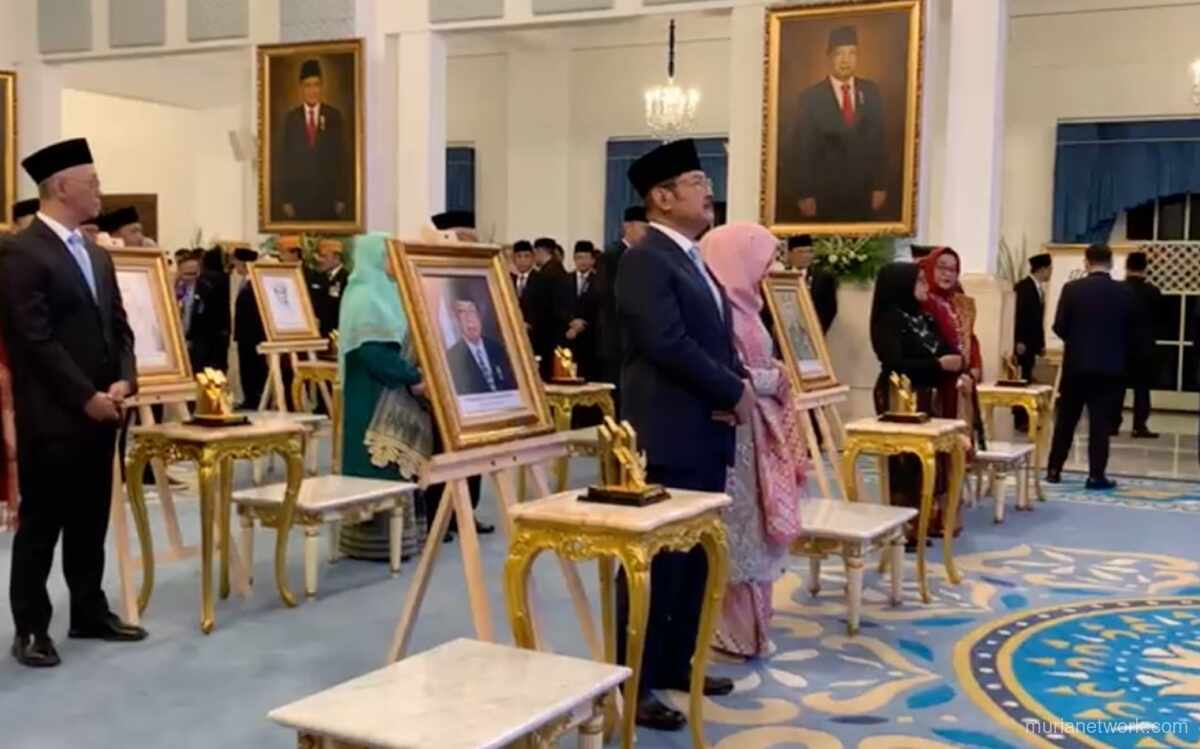 10 Pahlawan Nasional 2025: Soeharto & Gus Dur Diangkat Presiden Prabowo