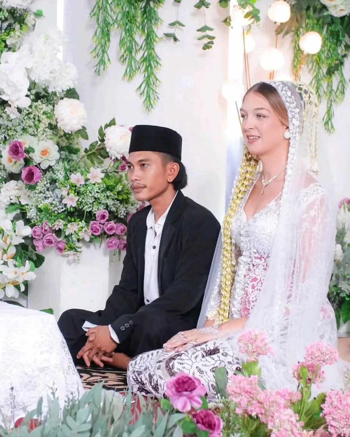 Kisah Pernikahan Viral Indrayanto & Georgia: Momen Syahadat Haru hingga Akad Nikah Khidmat