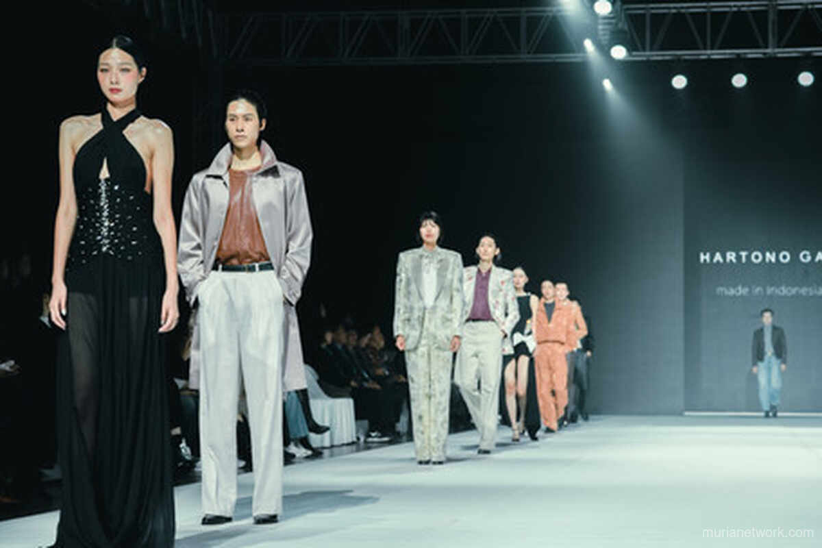Hartono Gan Sukses Debut di Busan Fashion Week 2025, Bawa Koleksi SS26 Tailored for You
