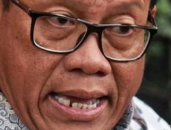 Roy Suryo Ditahan Tersangka Kasus Ijazah Jokowi: Kronologi, Klaster Tersangka, dan Analisis Hukum