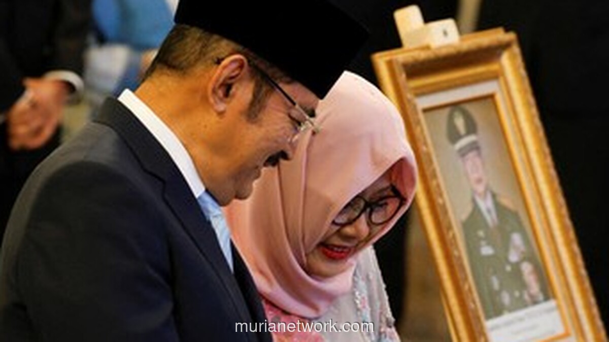 Prabowo Anugerahkan Gelar Pahlawan Nasional ke Soeharto, Ini Daftar 10 Penerima 2025